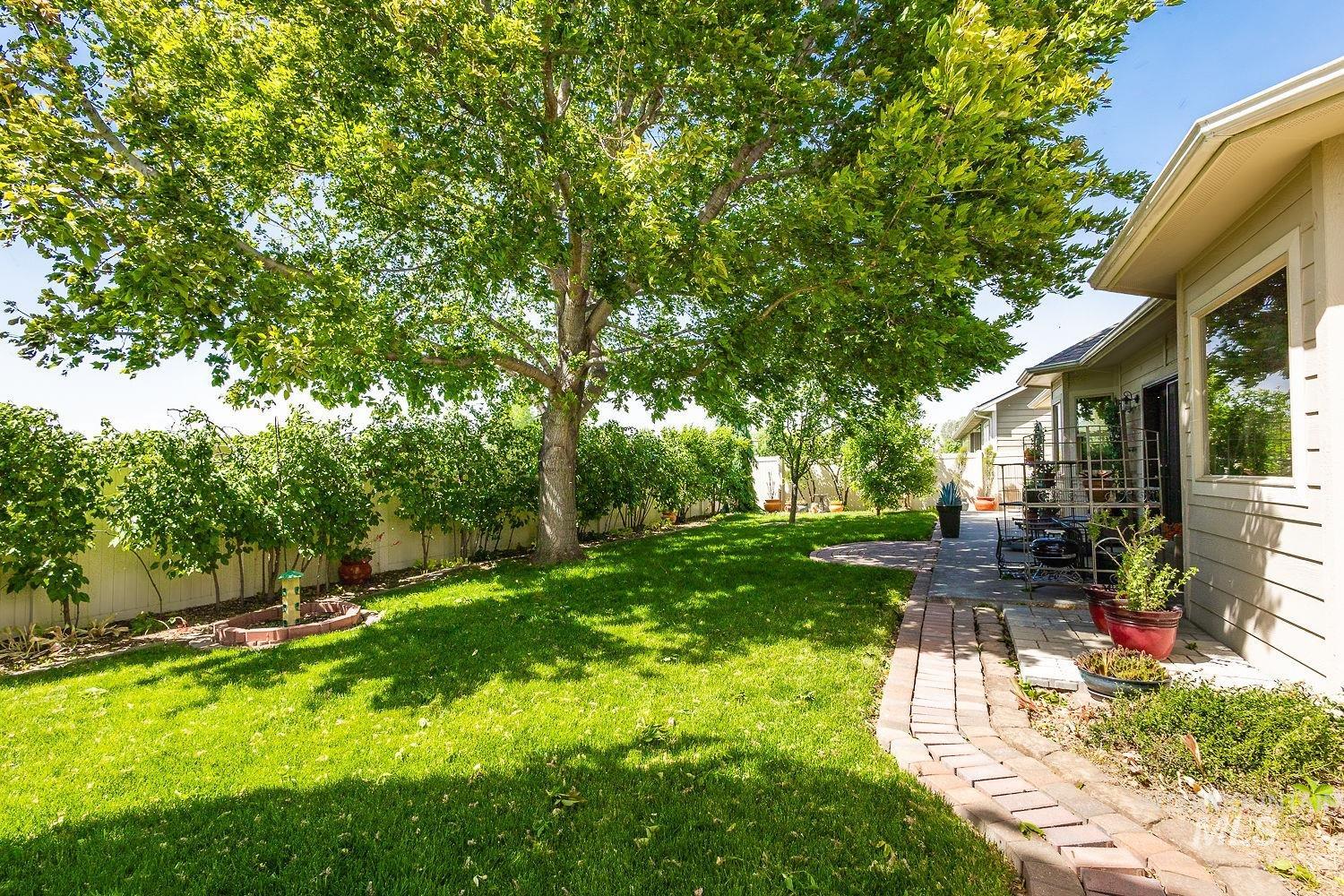 345 N Magnolia Pl.