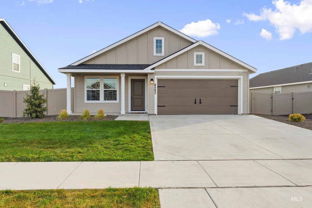 Photo of 8593 E Velvet Ash ST, Nampa, ID 83687 (MLS # 99004589)