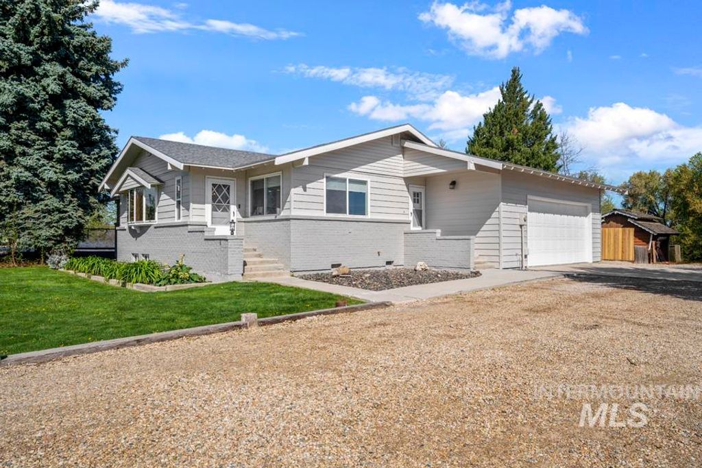 Photo of 3211 Marble Front Rd, Caldwell, ID 83605 (MLS # 98983411)