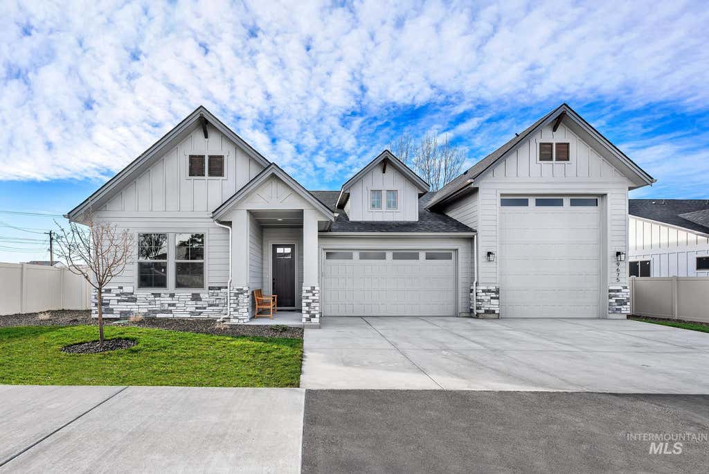 Photo of 9675 W Snow Wolf Ln, Star, ID 83669 (MLS # 98990559)