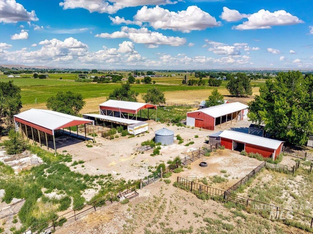 Photo of 3617 Bowman Rd, Emmett, ID 83617 (MLS # 98954429)