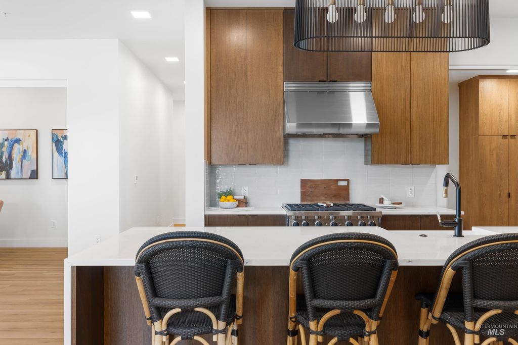 Photo of 55 E State St #302, Eagle, ID 83616 (MLS # 98983792)