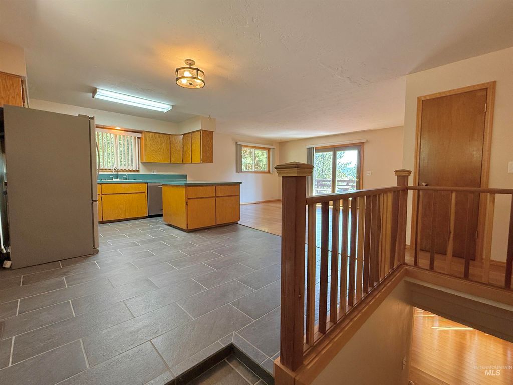 Photo of 752 Mt. Idaho Grade Rd, Grangeville, ID 83530 (MLS # 98960834)