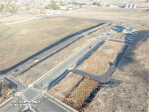 Photo of TBD Edington Ave (Lot 2, Block 4), Moscow, ID 83843 (MLS # 98934412)