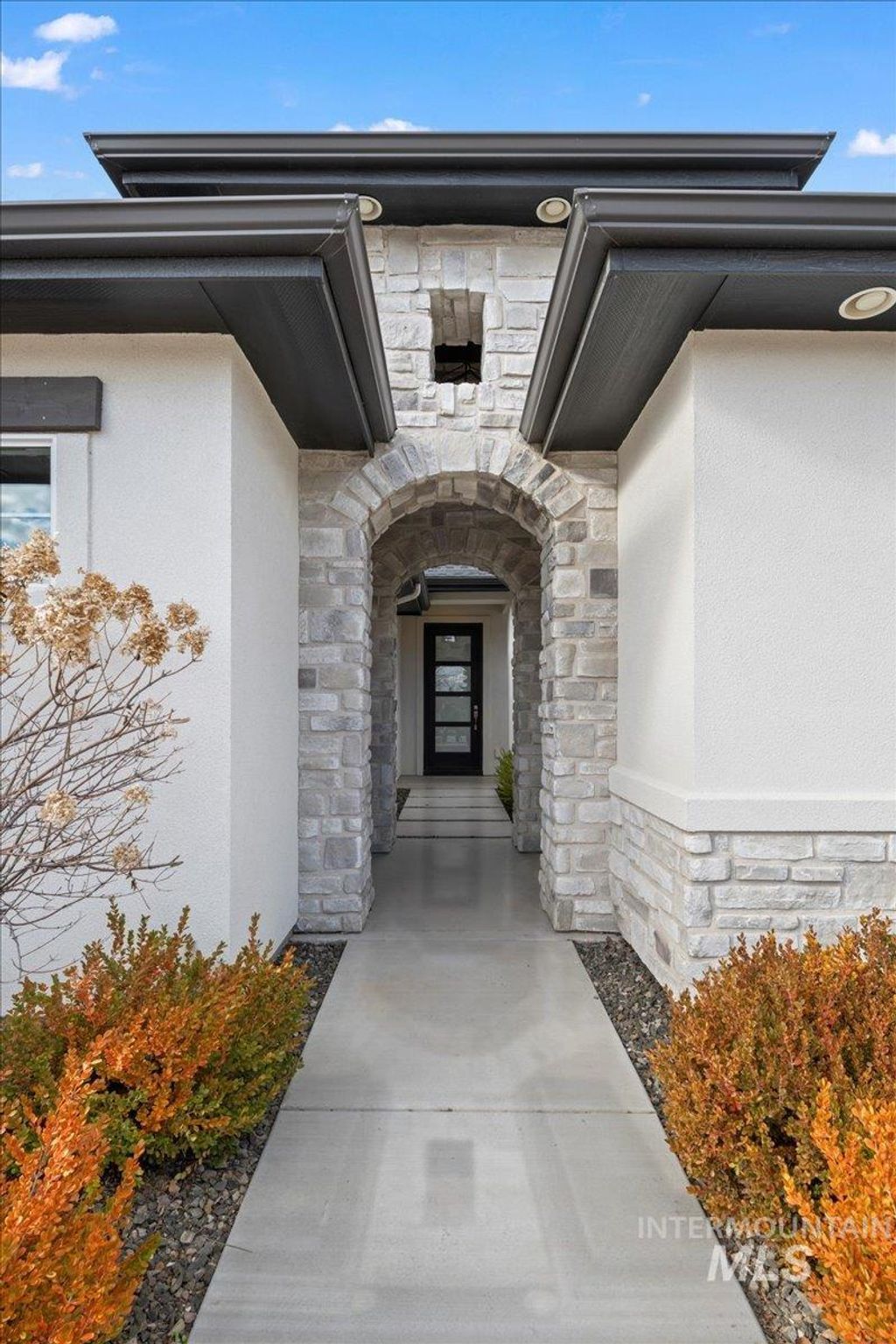 Photo of 8154 W Decathlon Dr, Eagle, ID 83616 (MLS # 98975667)