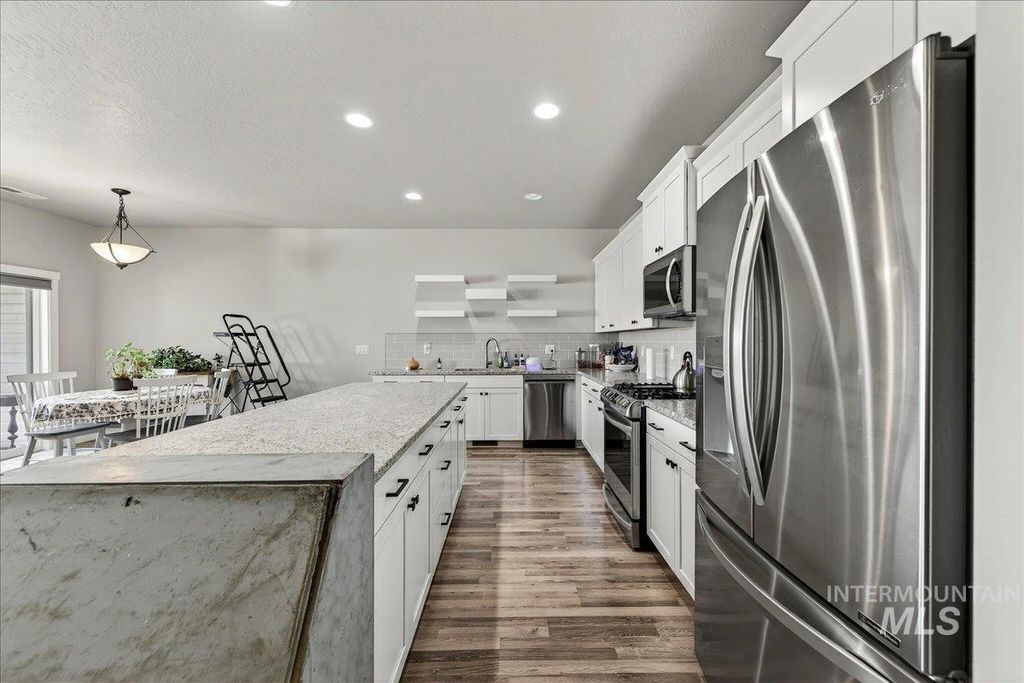 Photo of 336 N Bay Haven Ave, Kuna, ID 83634 (MLS # 98979119)