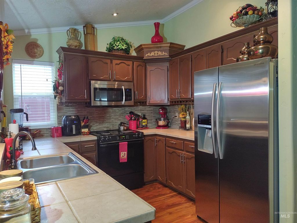 Photo of 9249 W Carousel St, Boise, ID 83709 (MLS # 98977134)