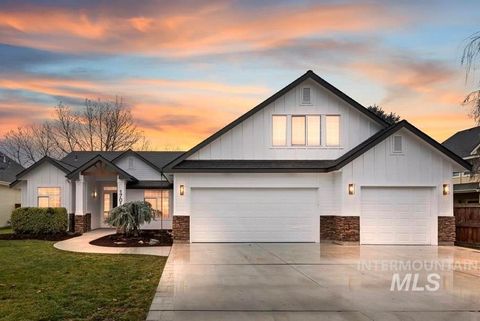 Photo of 1701 W Puzzle Creek Ct, Meridian, ID 83646 (MLS # 98969514)