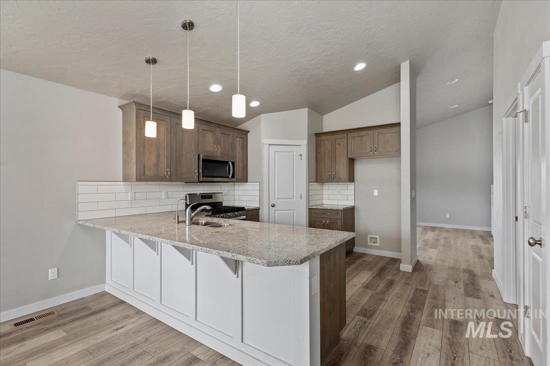 300 Crimson Circle S