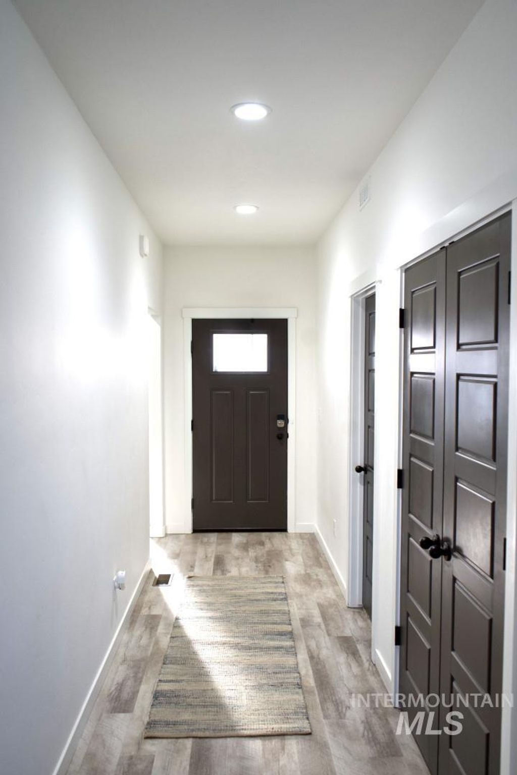 Photo of 1600 N Birch Street, Jerome, ID 83338 (MLS # 98978210)