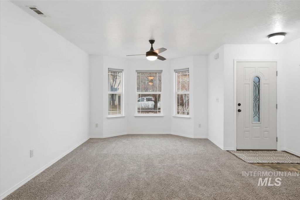 Photo of 9553 W Trestlewood Dr, Boise, ID 83709 (MLS # 98976829)