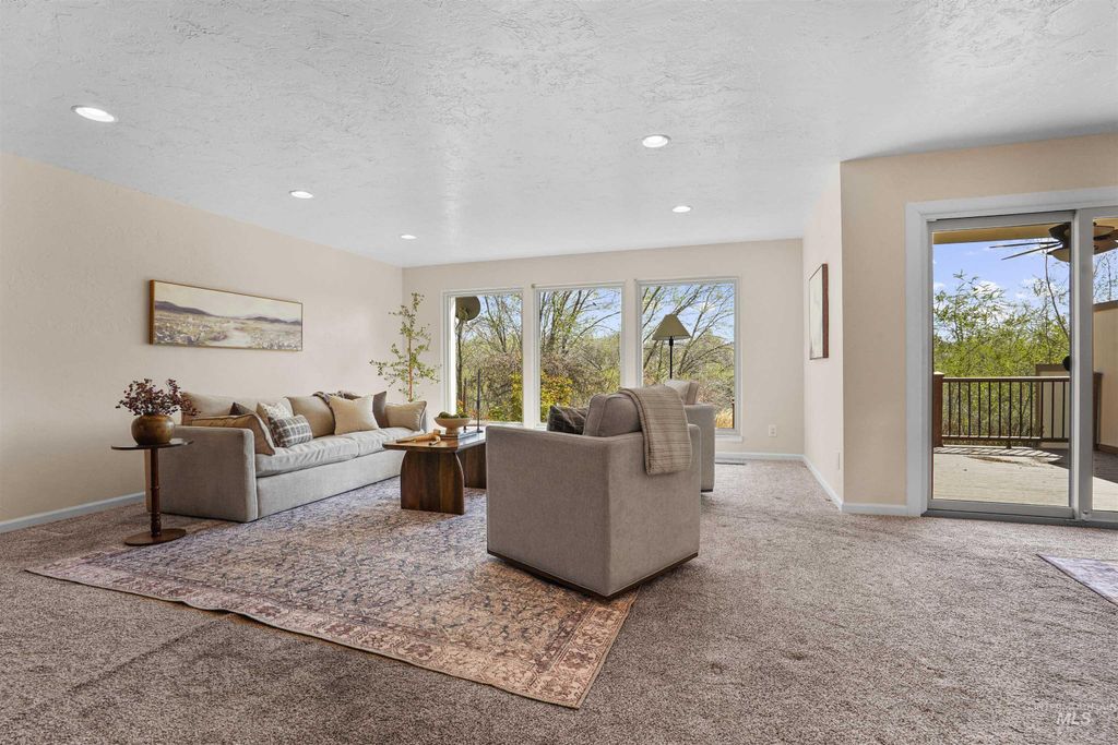 Photo of 632 Morrison, Twin Falls, ID 83301 (MLS # 98978961)