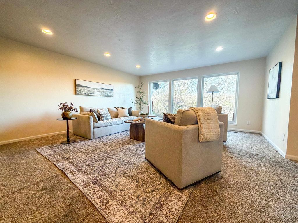 Photo of 632 Morrison, Twin Falls, ID 83301 (MLS # 98978961)