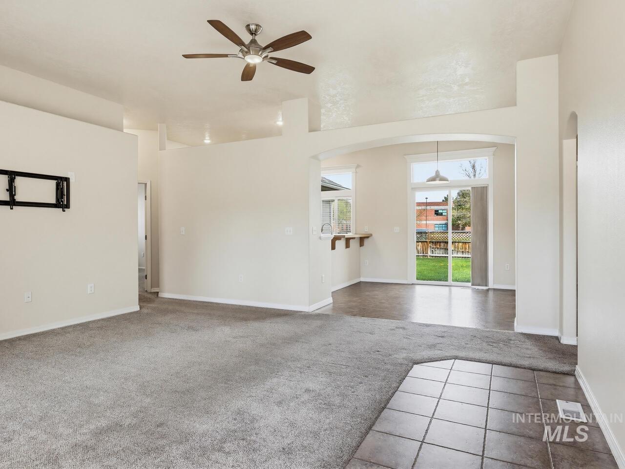 4226 E Arborvitae Ct