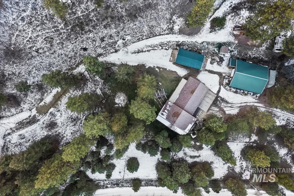 Photo of 182 Southfork Rd, Garden Valley, ID 83622 (MLS # 98968313)