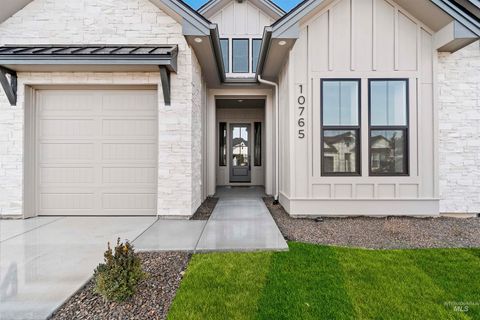 Photo of 10765 W Barnbougle Ln, Kuna, ID 83634 (MLS # 98971721)