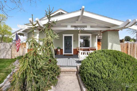 Photo of 502 6th Street, Filer, ID 83328 (MLS # 98979285)