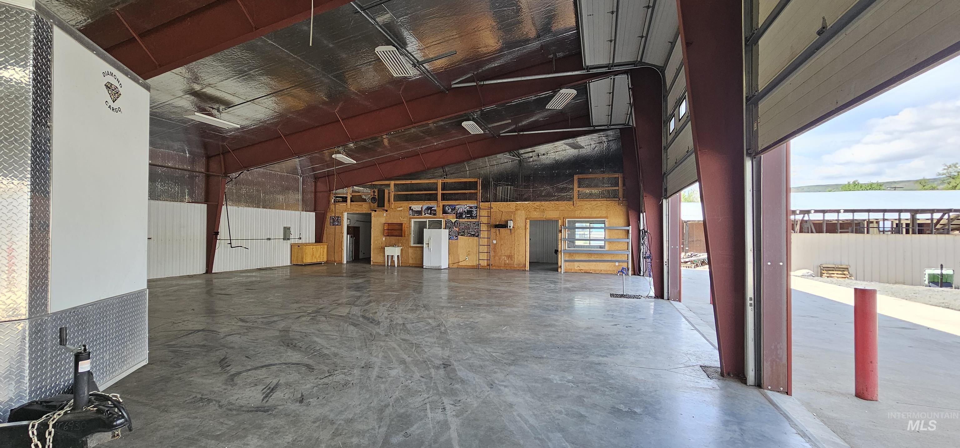 30 S Commercial St