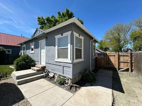 Photo of 409 N 7th Street, Payette, ID 83661 (MLS # 98984679)