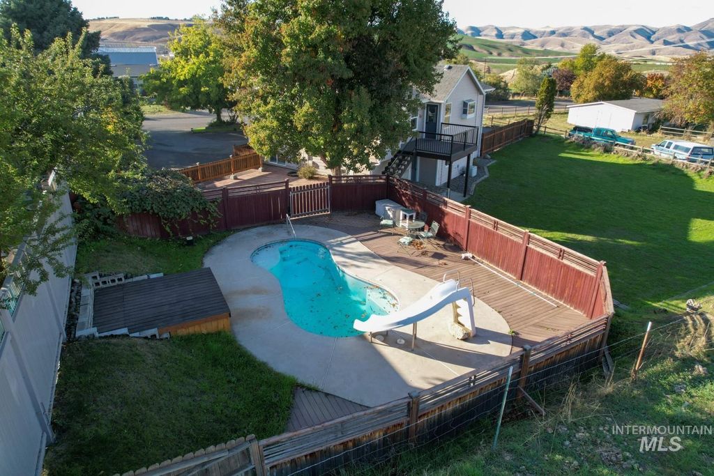 Photo of 2635 27th St, Clarkston, WA 99403 (MLS # 98965322)