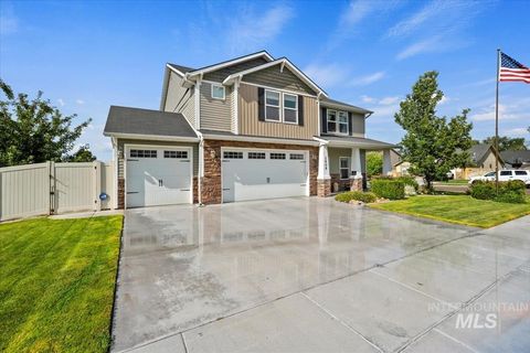 Photo of 1406 W Crystal Falls Ave, Nampa, ID 83651 (MLS # 98957866)