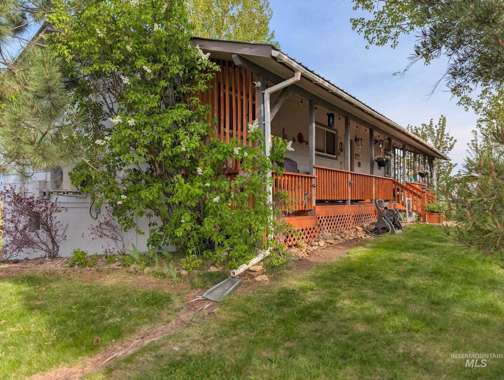 Photo of 2127 Hwy 95, Council, ID 83612 (MLS # 98984697)