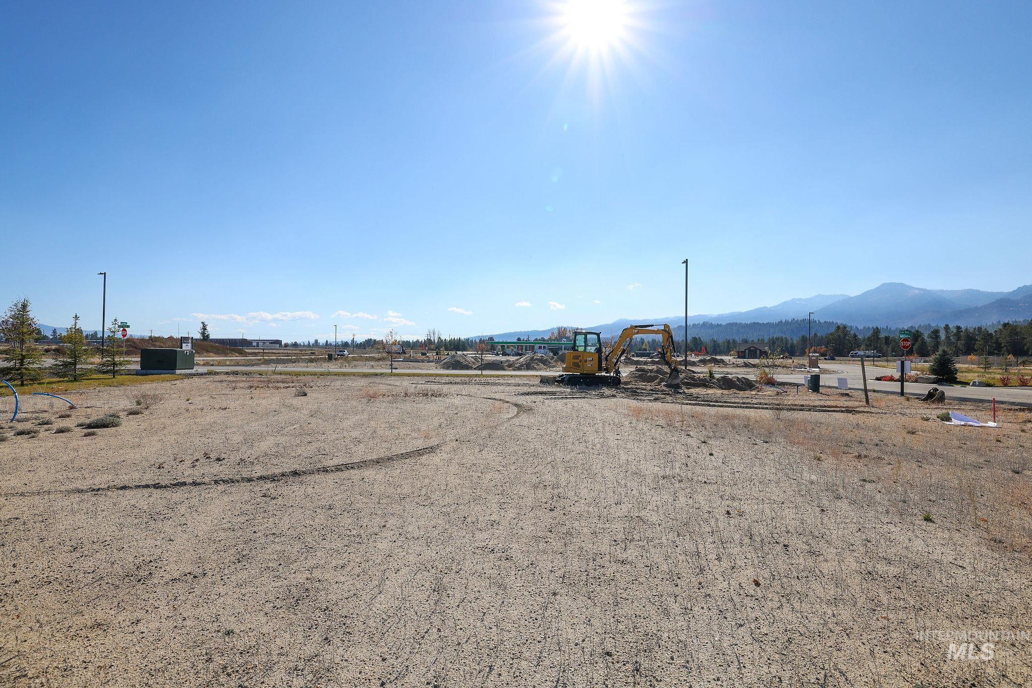 View of yard with a view of countryside and a mountain view