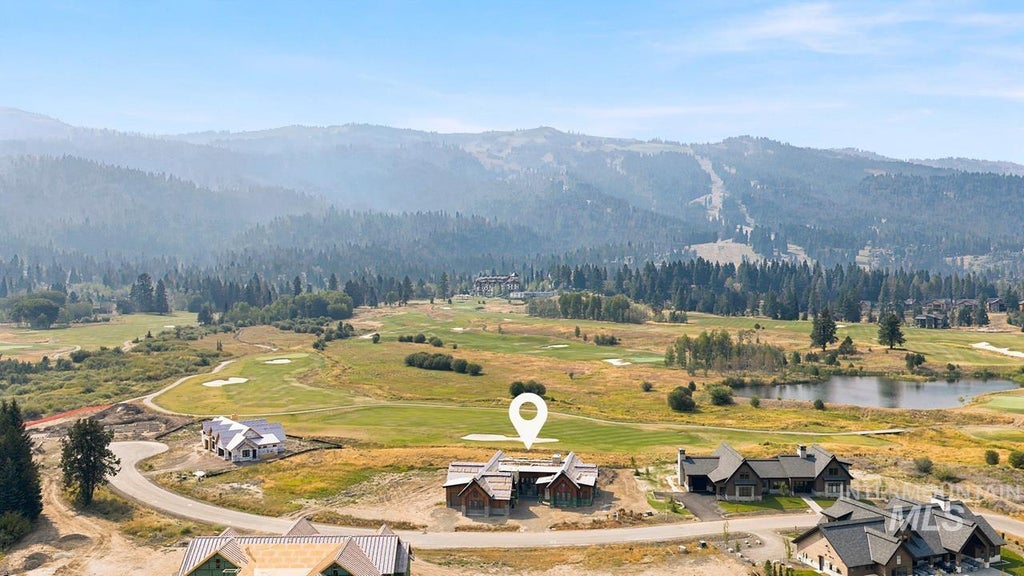 Photo of 8 Osprey Meadow Court, Donnelly, ID 83615 (MLS # 98988639)