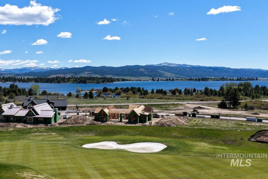 Photo of 8 Osprey Meadow Court, Donnelly, ID 83615 (MLS # 98988639)