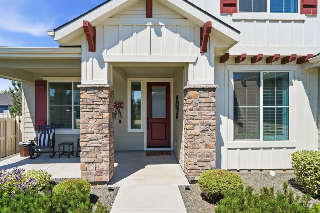 Photo of 2057 N Tarentaise AVE, Middleton, ID 83644 (MLS # 98993562)