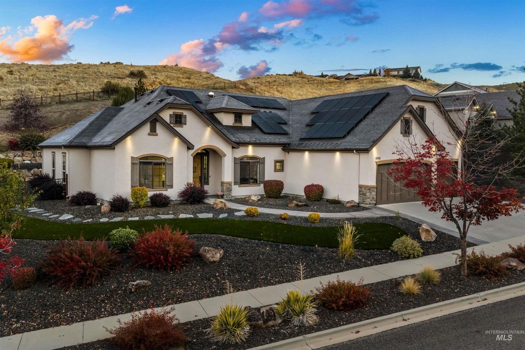 Photo of 5826 W Shadow Run, Boise, ID 83714 (MLS # 98965478)
