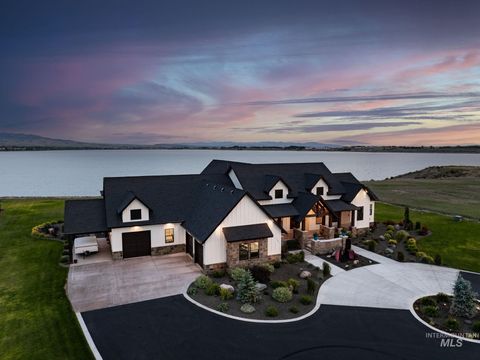 Photo of 281 Lakeshore Dr, American Falls, ID 83211 (MLS # 98980608)