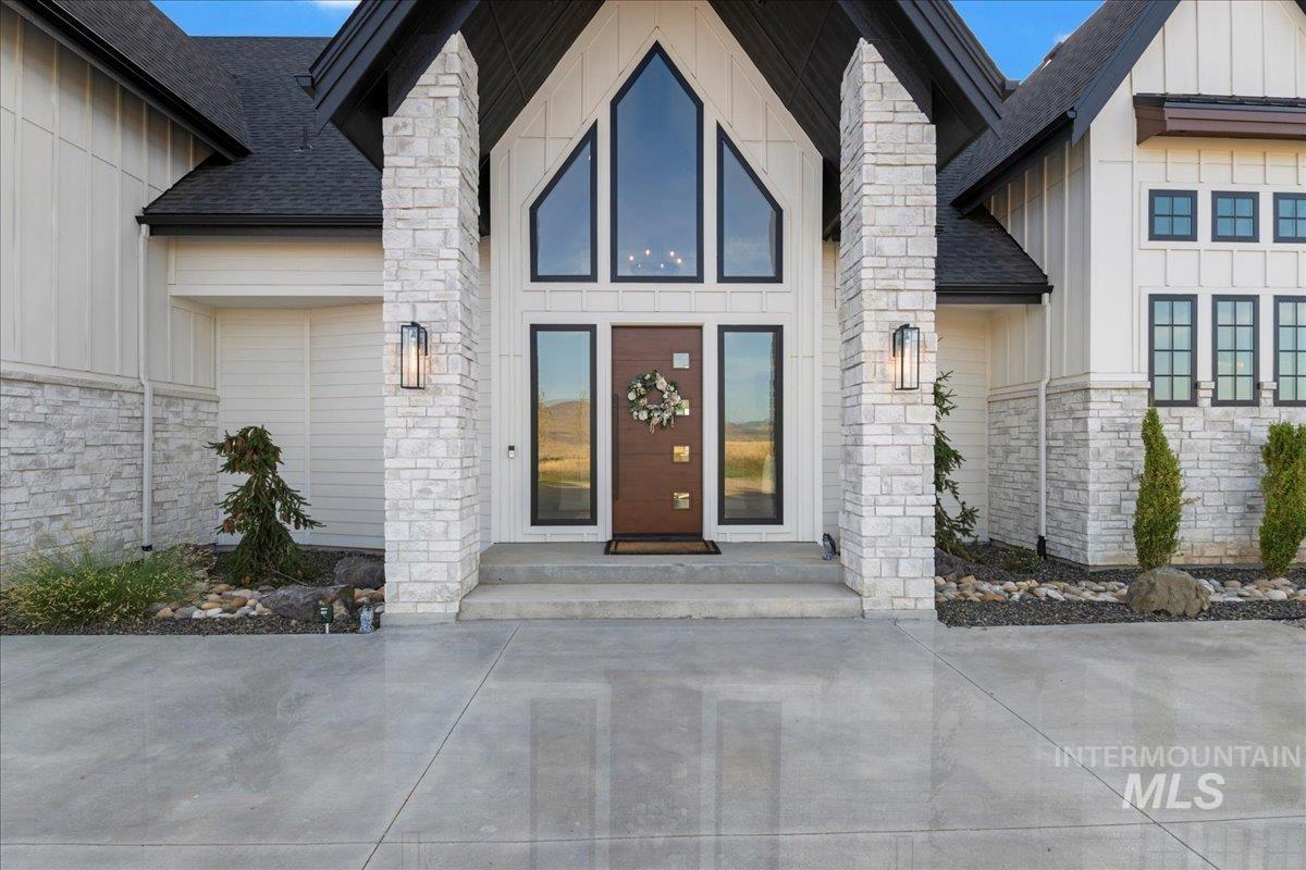 8011 Westridge Ln