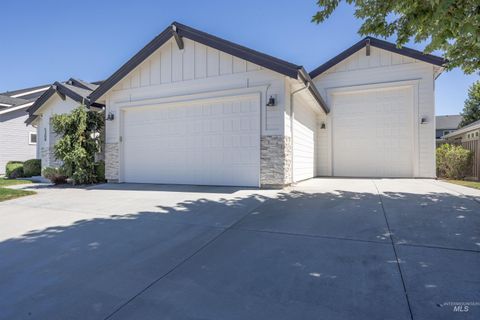 5308 S Hill Farm Avenue Meridian ID 83642