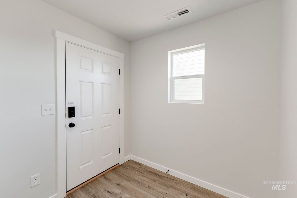 Photo of 19598 Snowyside Way, Caldwell, ID 83605 (MLS # 98974837)