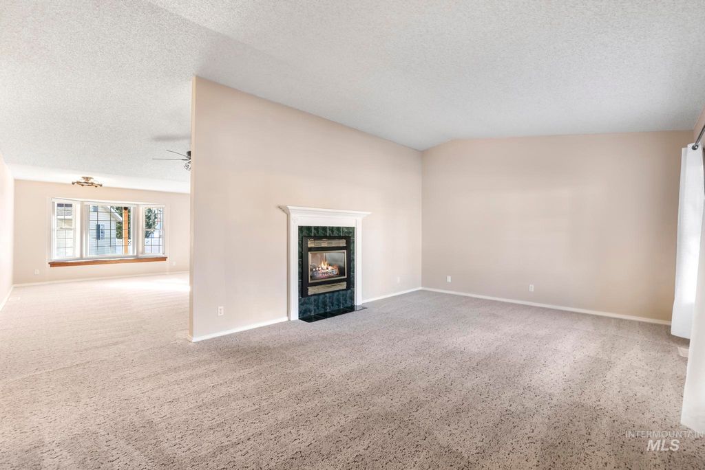 Photo of 360 E Main St, Hagerman, ID 83332 (MLS # 98970603)