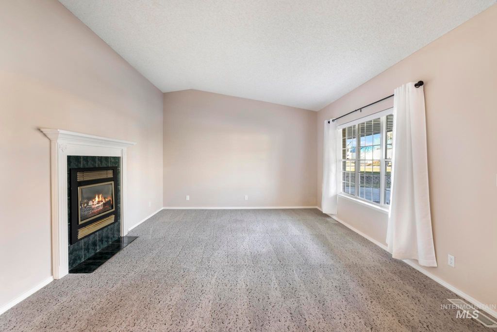 Photo of 360 E Main St, Hagerman, ID 83332 (MLS # 98970603)