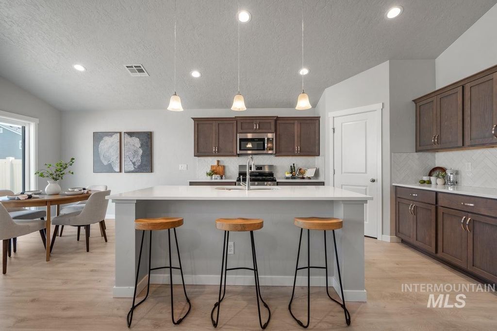 Photo of 4322 Solitude Way, Caldwell, ID 83605 (MLS # 98976724)