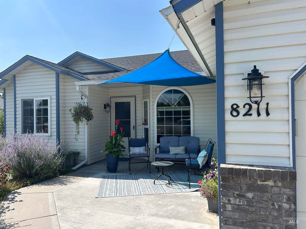 Photo of 8211 E Brandts Creek Way, Nampa, ID 83687 (MLS # 98996172)