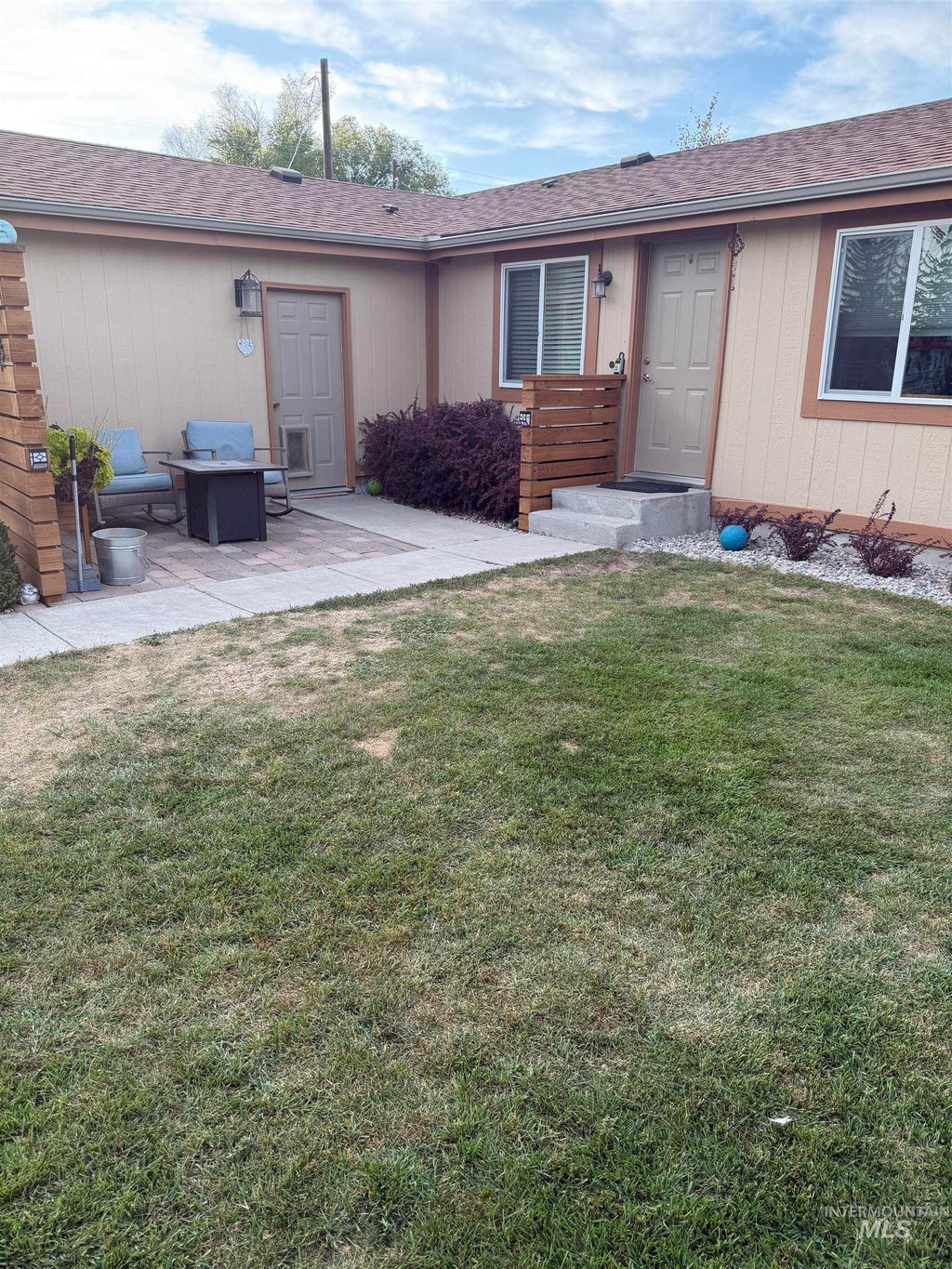 Photo of 290 West Elmore Avenue, Richfield, ID 83349 (MLS # 99001305)