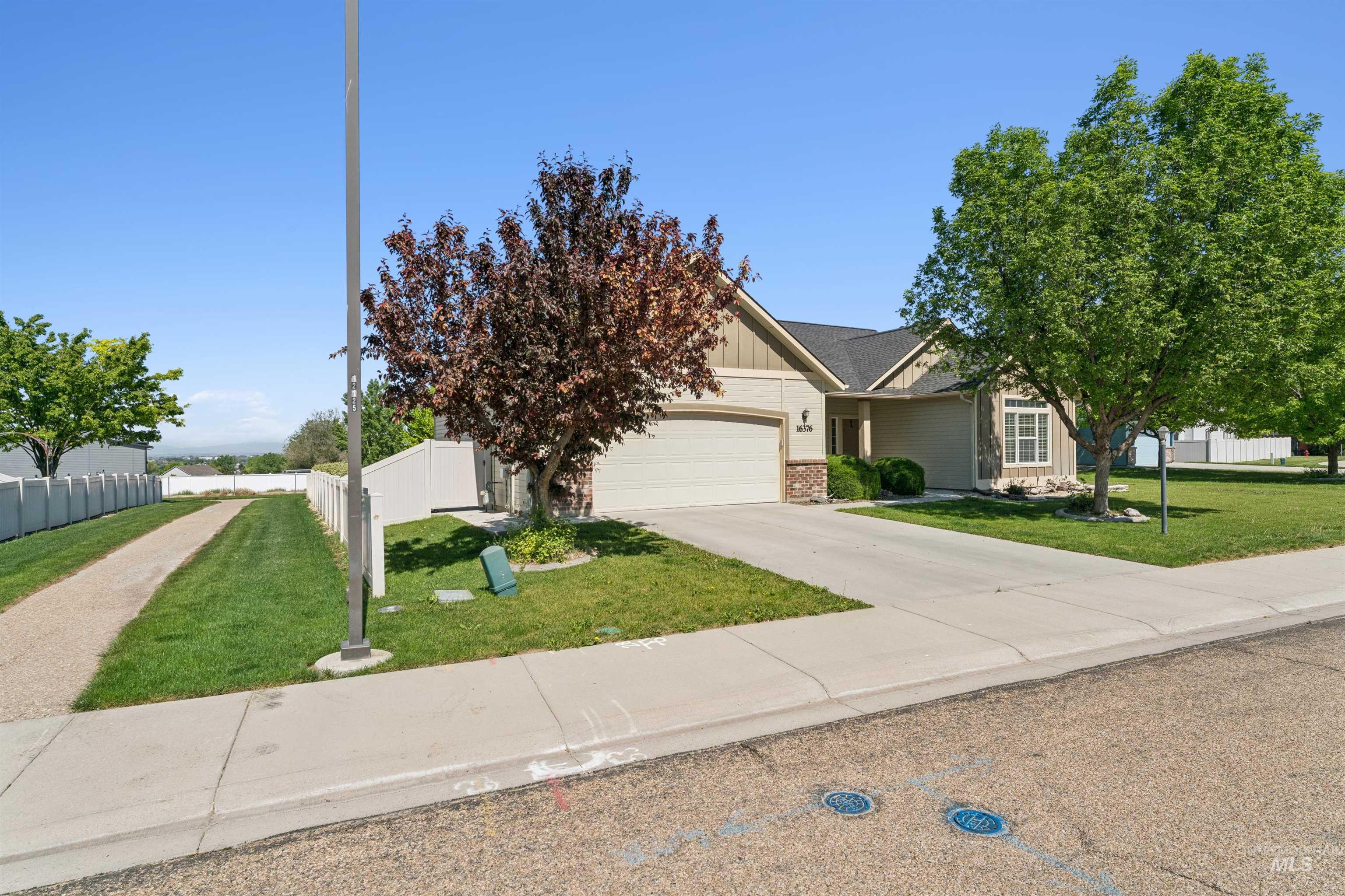 16376 Dietz Way