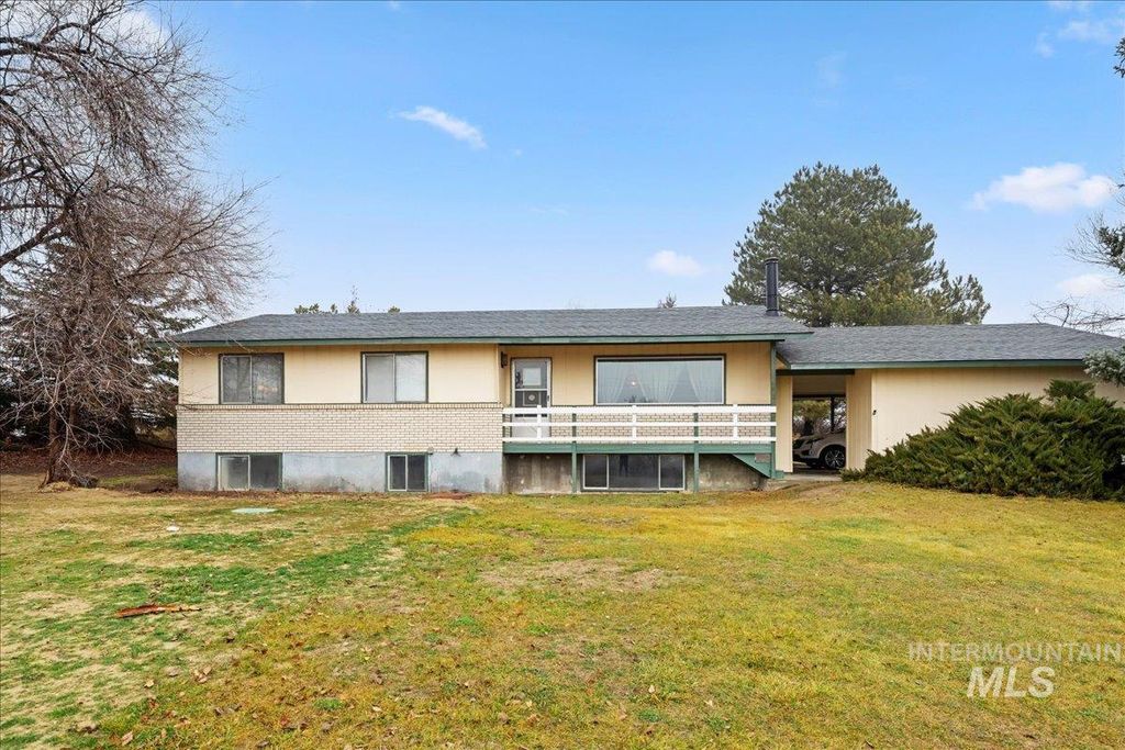 Photo of 16572 Goodson Rd, Caldwell, ID 83607 (MLS # 98970302)