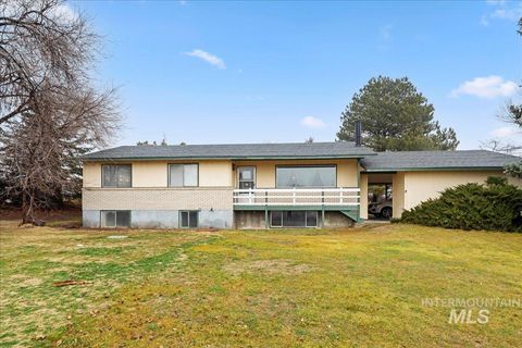 16572 Goodson Rd. Caldwell ID 83607