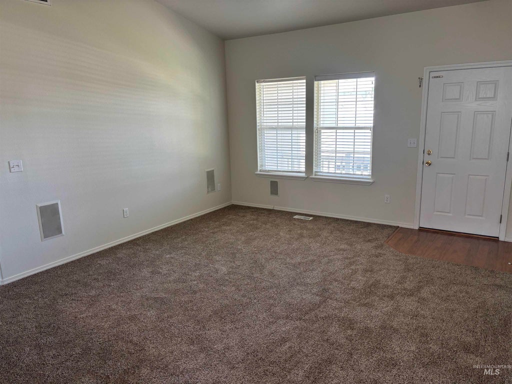 Photo of 16571 Chino Ave, Caldwell, ID 83607 (MLS # 98994434)