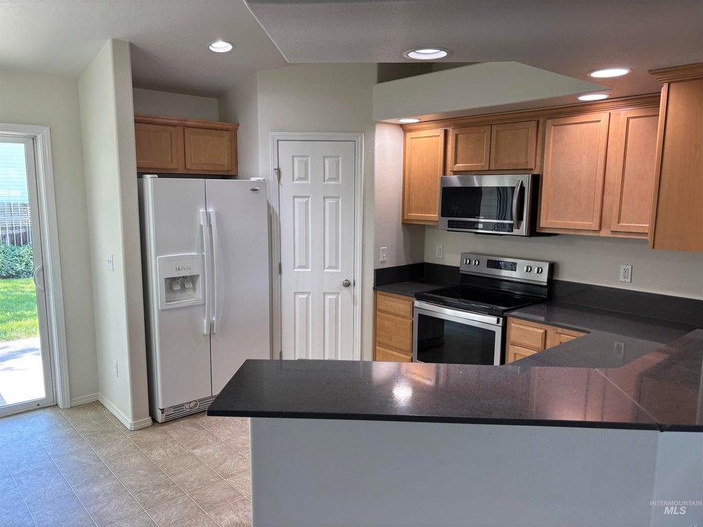 Photo of 16571 Chino Ave, Caldwell, ID 83607 (MLS # 98994434)