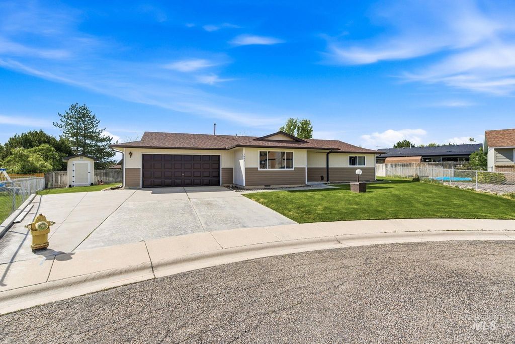 Photo of 2005 Ram Court, Nampa, ID 83651 (MLS # 98984377)