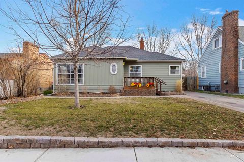 Photo of 184 Taylor St, Twin Falls, ID 83301 (MLS # 98971644)