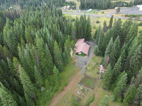22848 Hwy 11 Weippe ID 83553