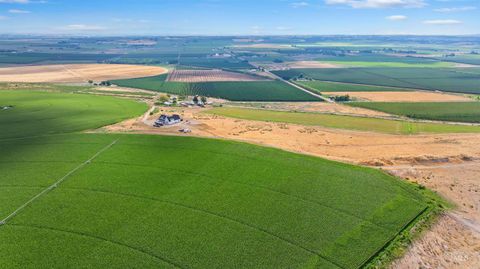 Photo of 31166 Menhart Lane (Private Drive), Parma, ID 83660 (MLS # 98957150)