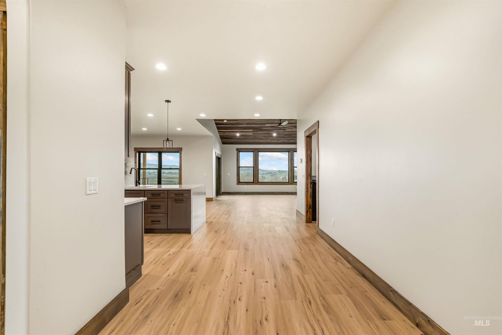 Photo of 2271 Chukar Drive, Clarkston, WA 99403 (MLS # 98971051)